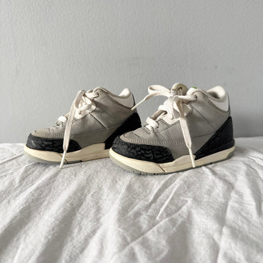 Nike / Air Jordan / Running Shoes / US6