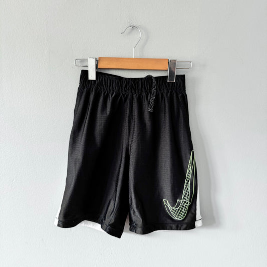 Nike / Dri Fit short pants / M(9-10Y)