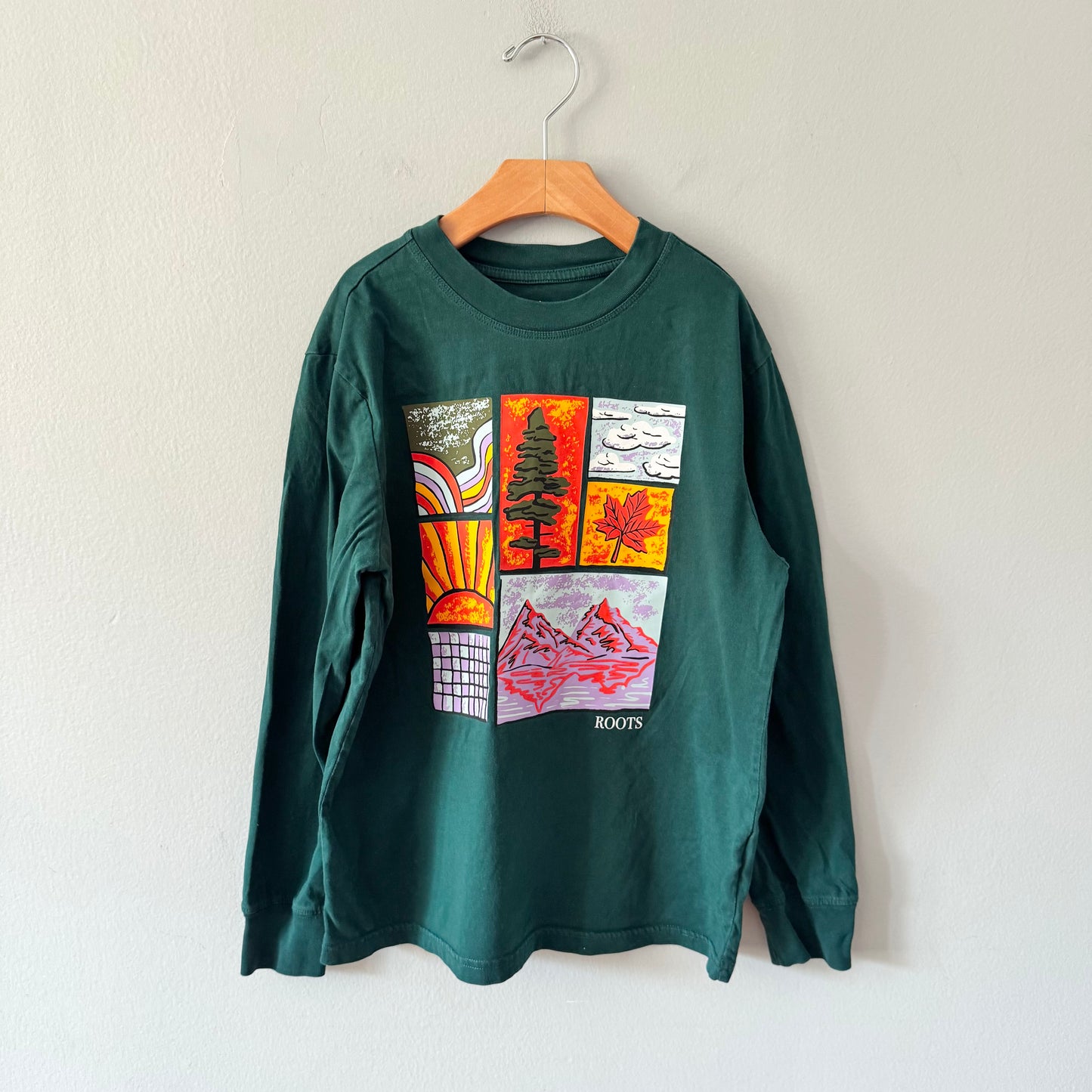Roots / Green long sleeve / 9-10Y
