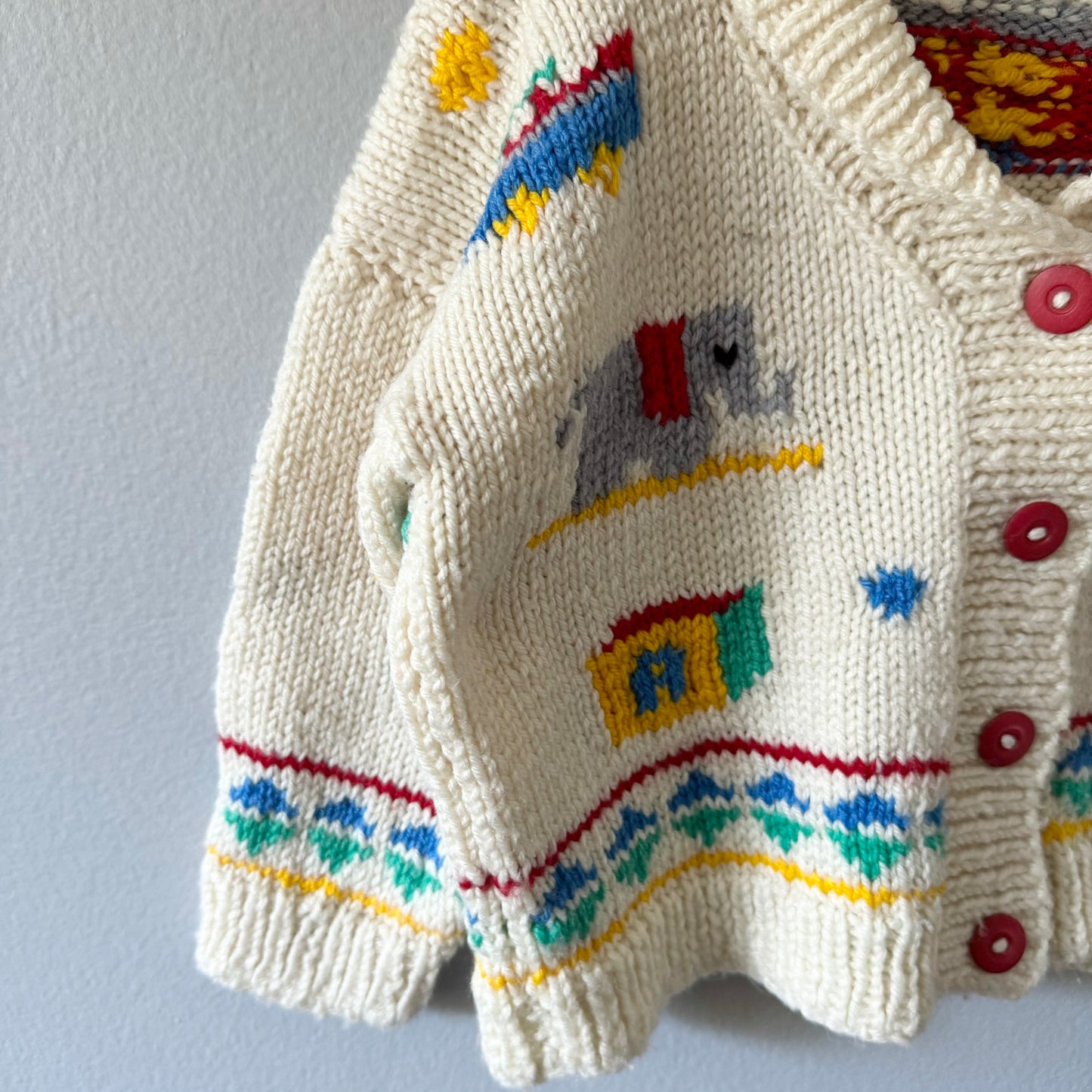 Handmade / White knit cardigan / 3-4Y