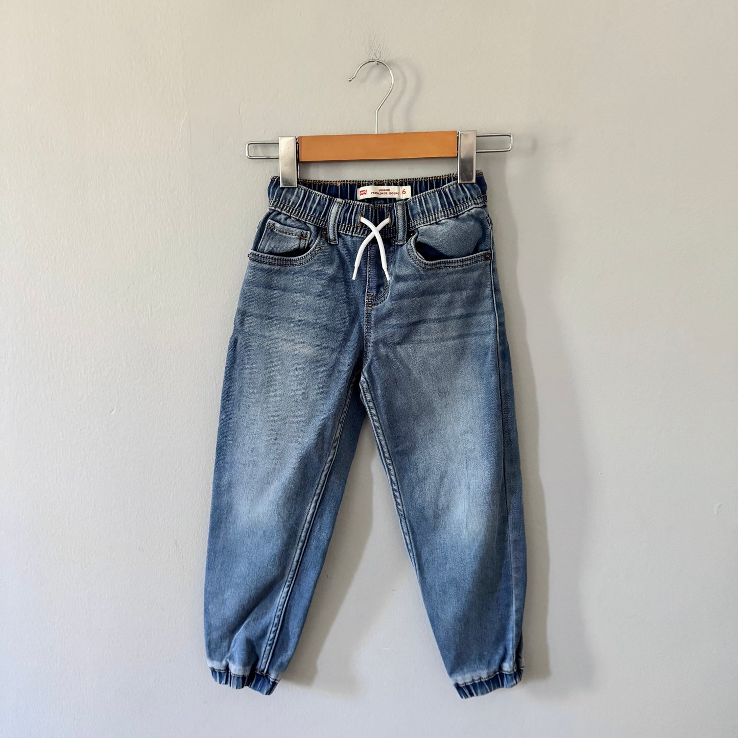 Levi's / Denim jogger / 6Y