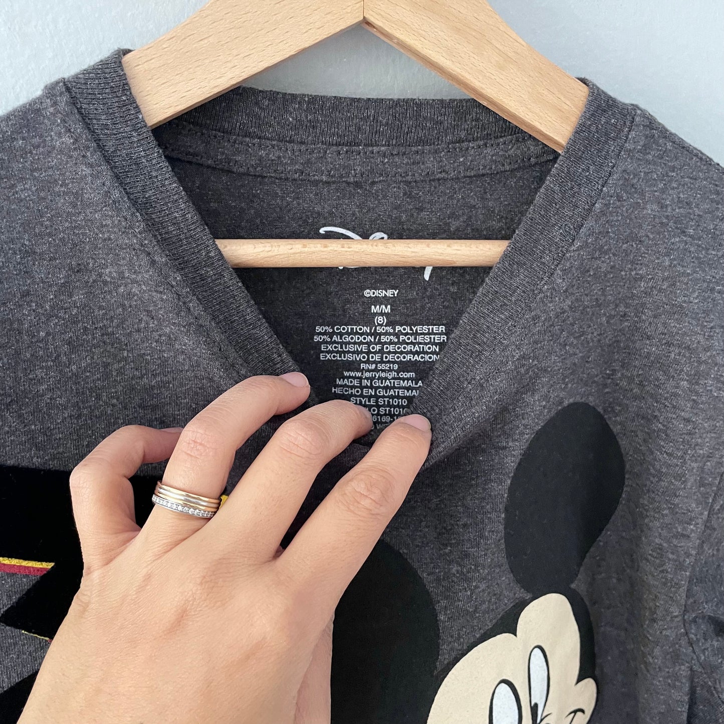 Disney / Mickey grey T-shirt / 8Y