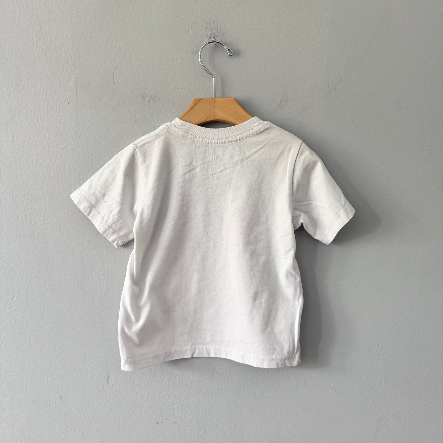 Gap / Hot Wheels white T-shirt / 5Y