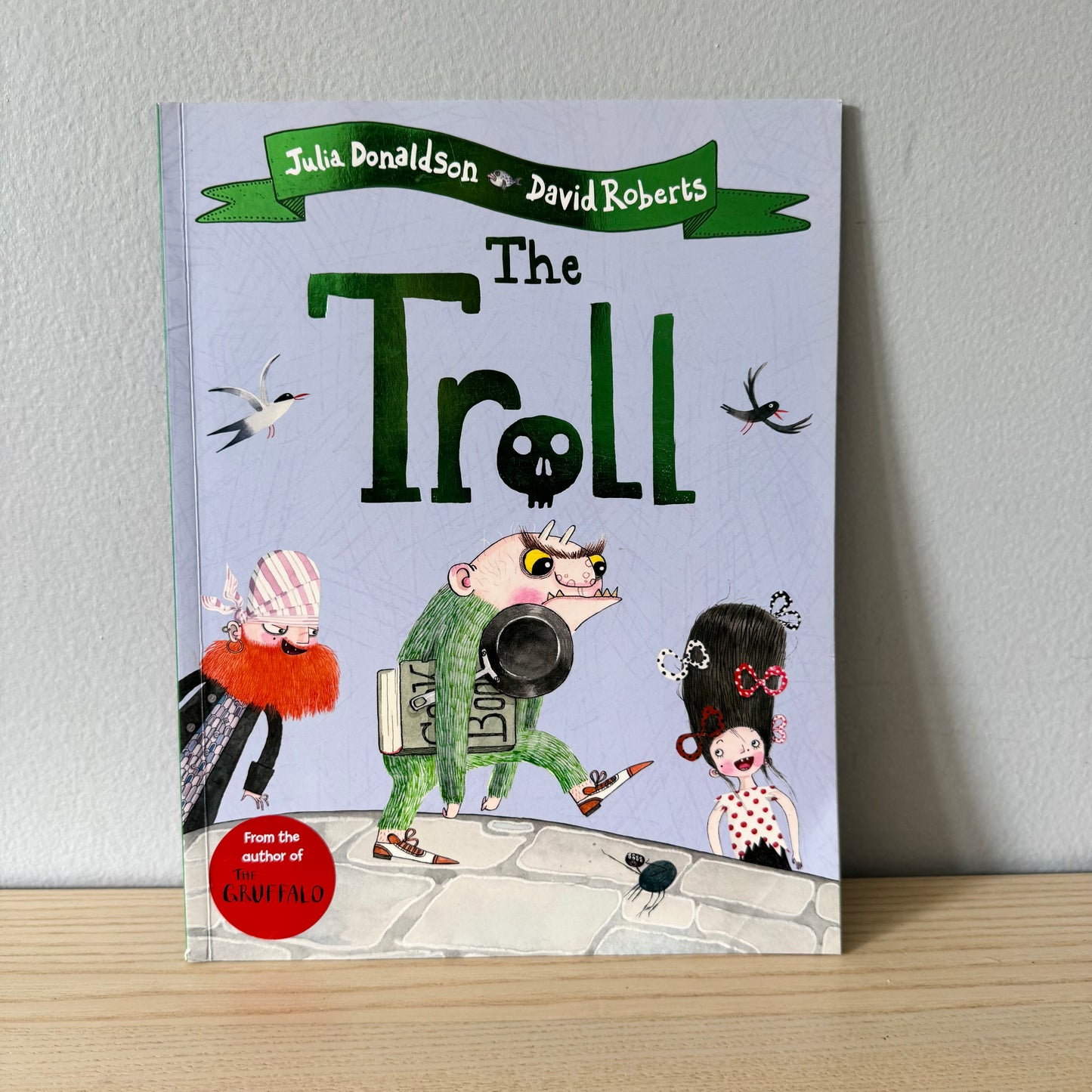 The Troll / Julia Donaldson & David Roberts