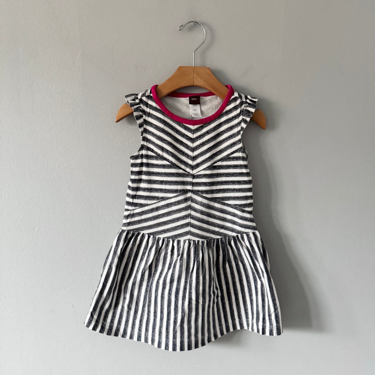 Thé / Robe débardeur à rayures / 2A
