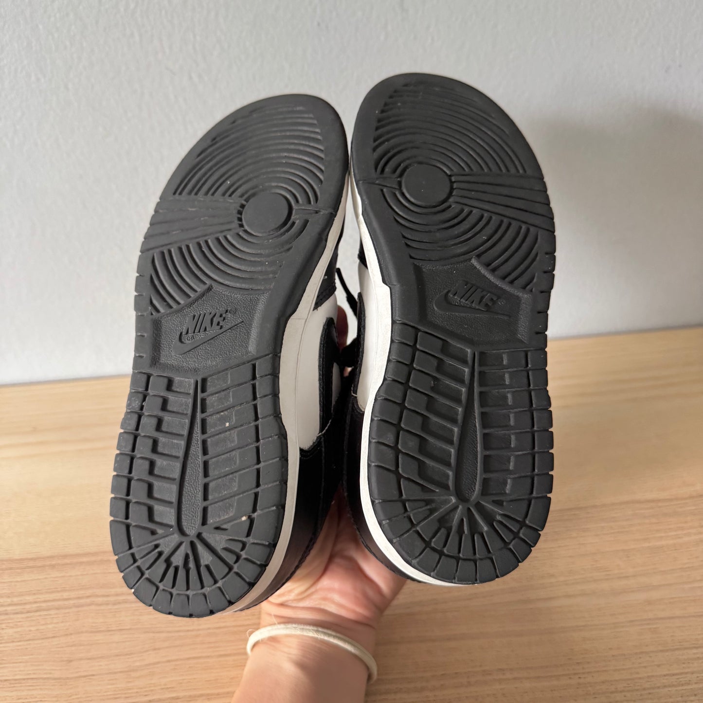 Nike / Sneaker / J2