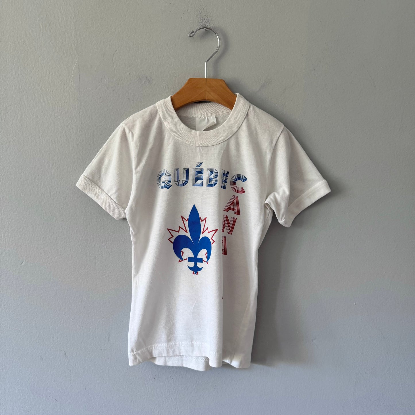 Vintage / Quebec Canada T-shirt / 6Y