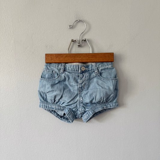 Gap /  Chambray shorts / 12-18M