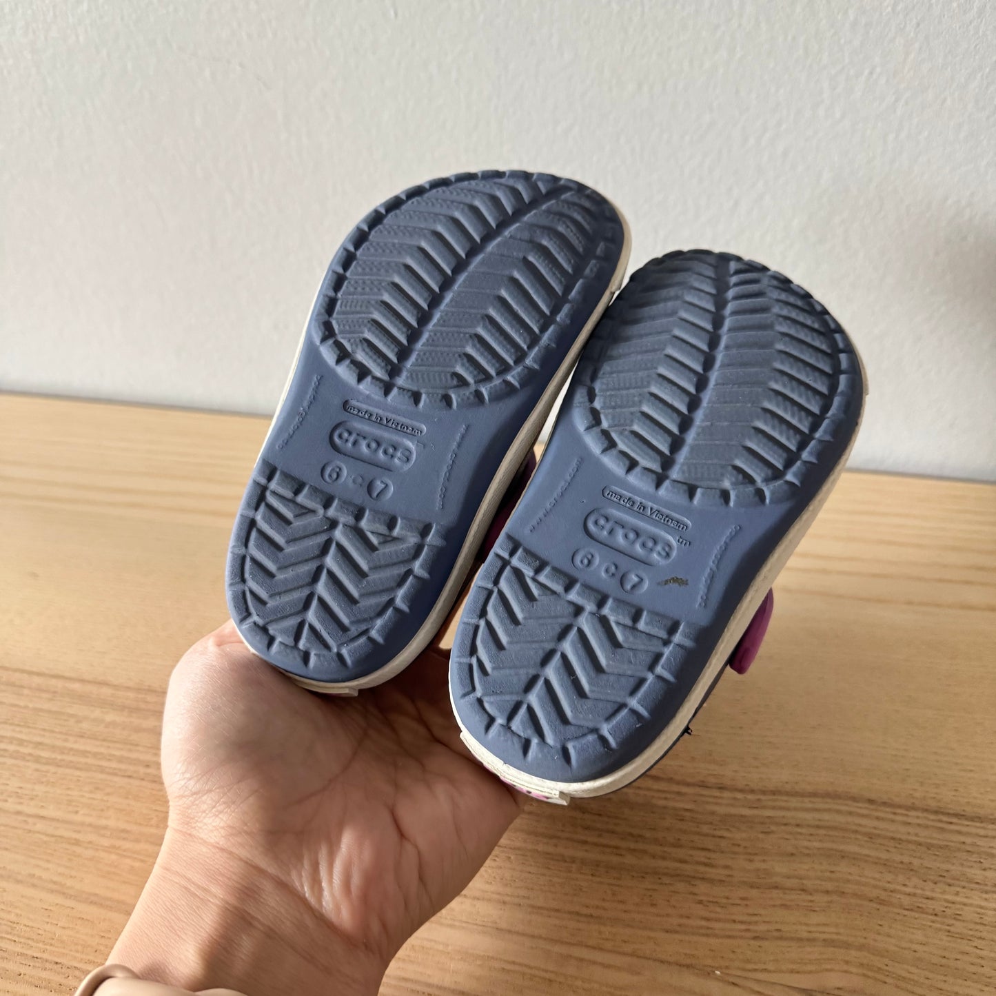 Crocs / Navy/Purple clog / US6-7