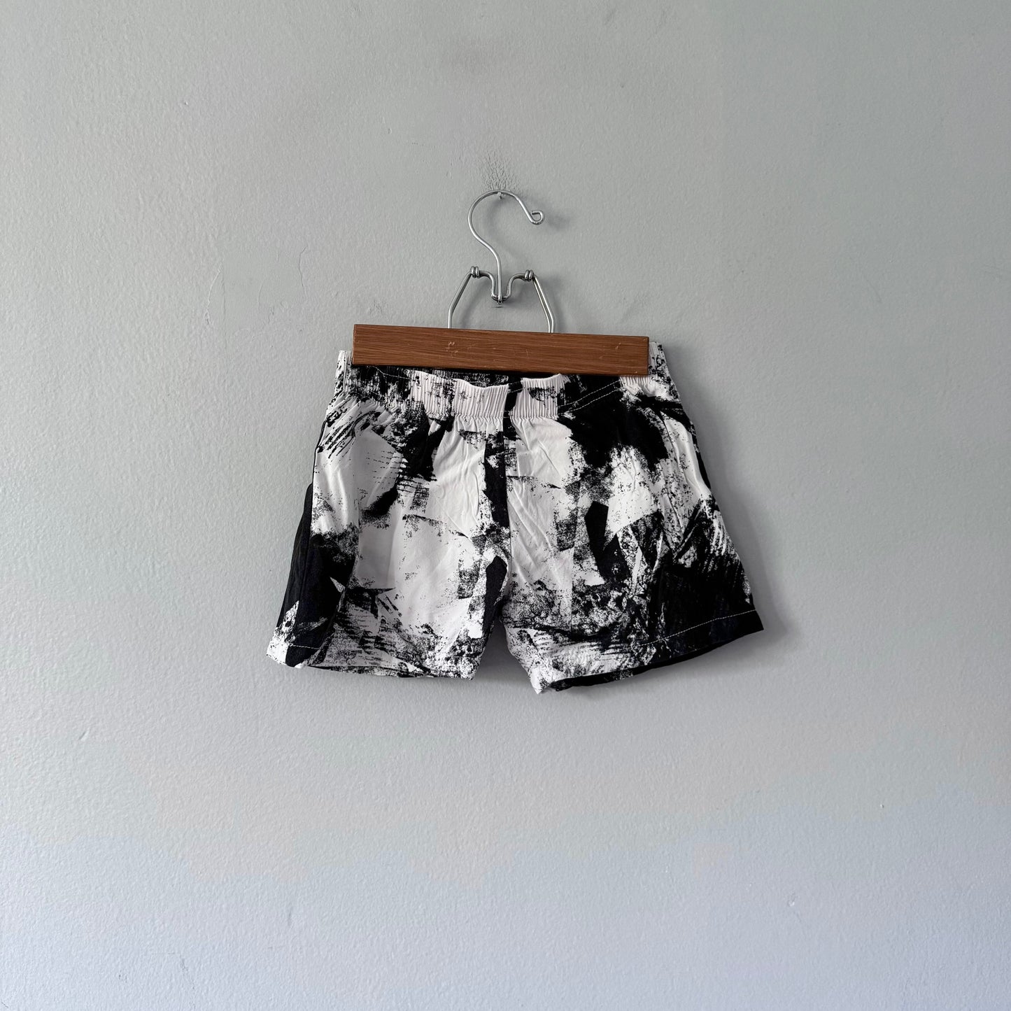Handmade / White x black thin shorts / 4-5Y