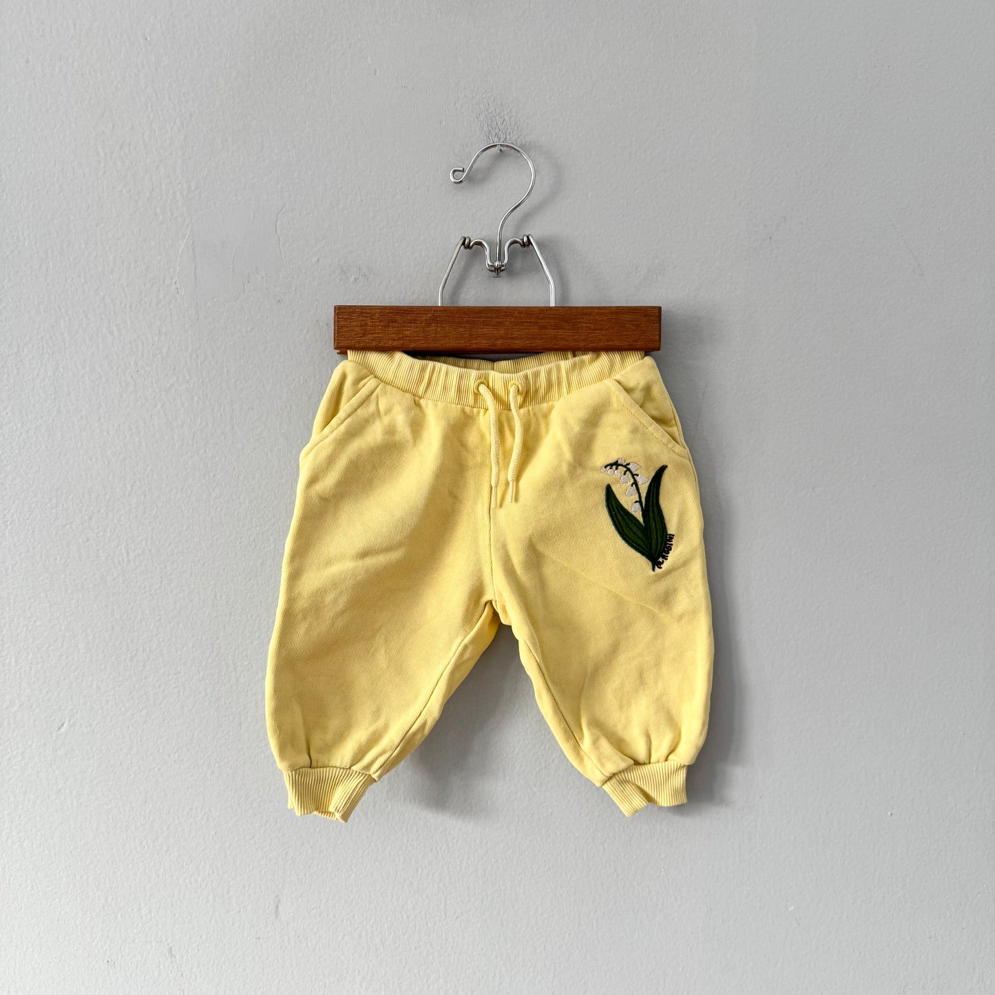 Mini Rodini / Yellow sweatpants / 4-9M