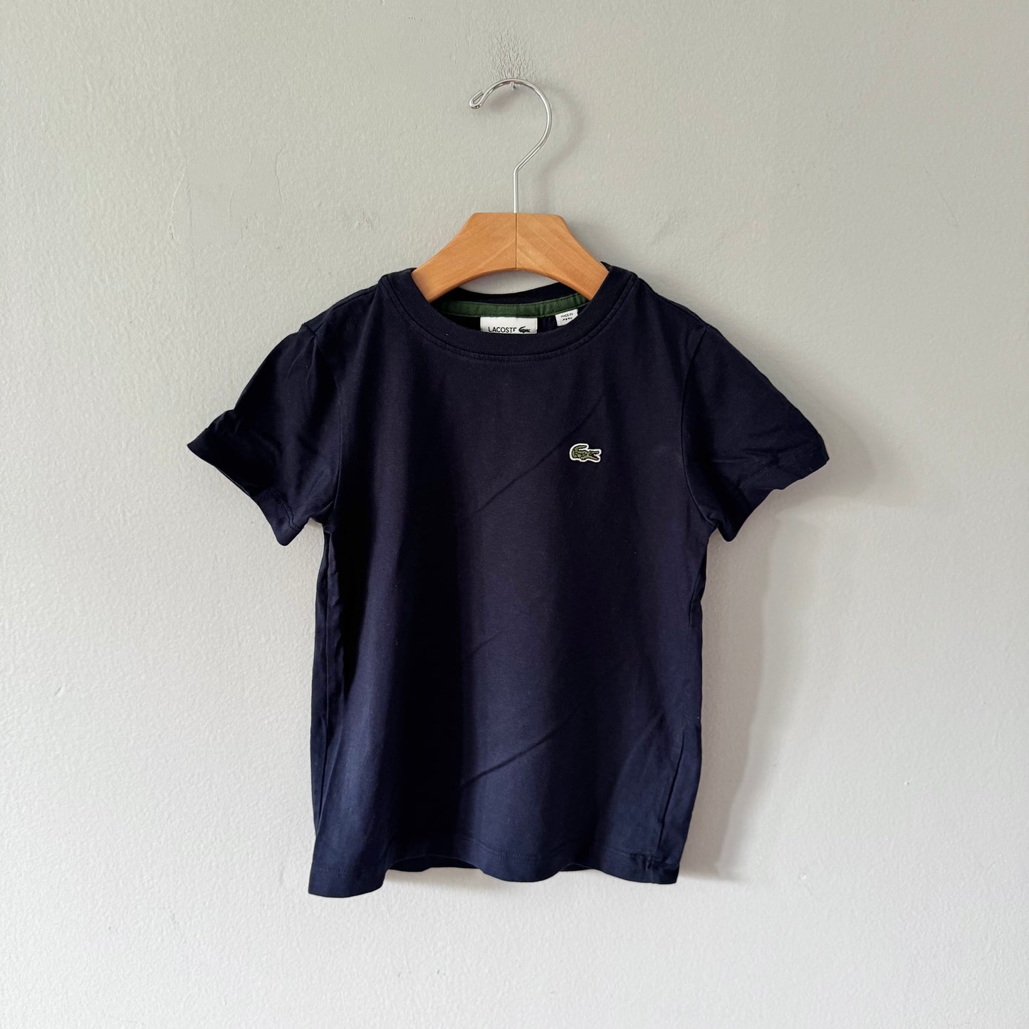 Lacoste / Navy T-shirt / 6Y(Fits 4-5Y)