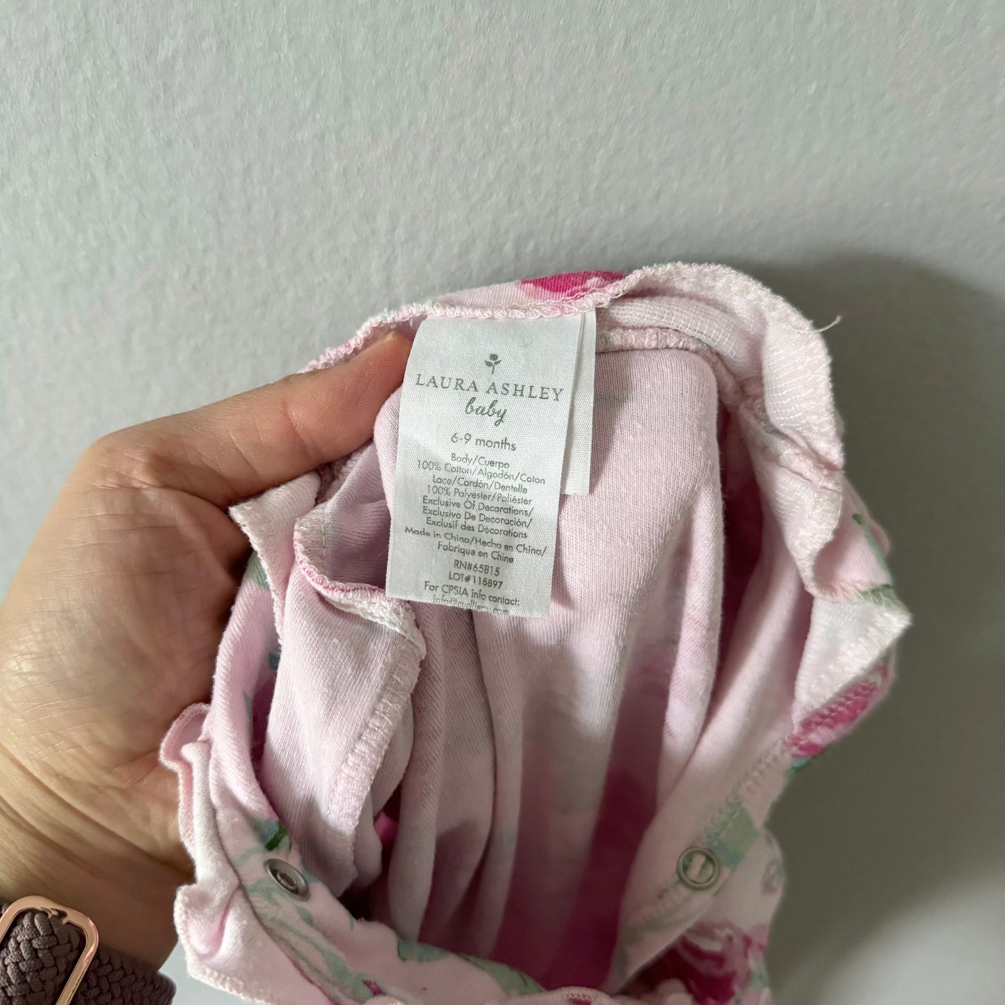 Laura Ashley baby / Pink rose romper / 6-9M