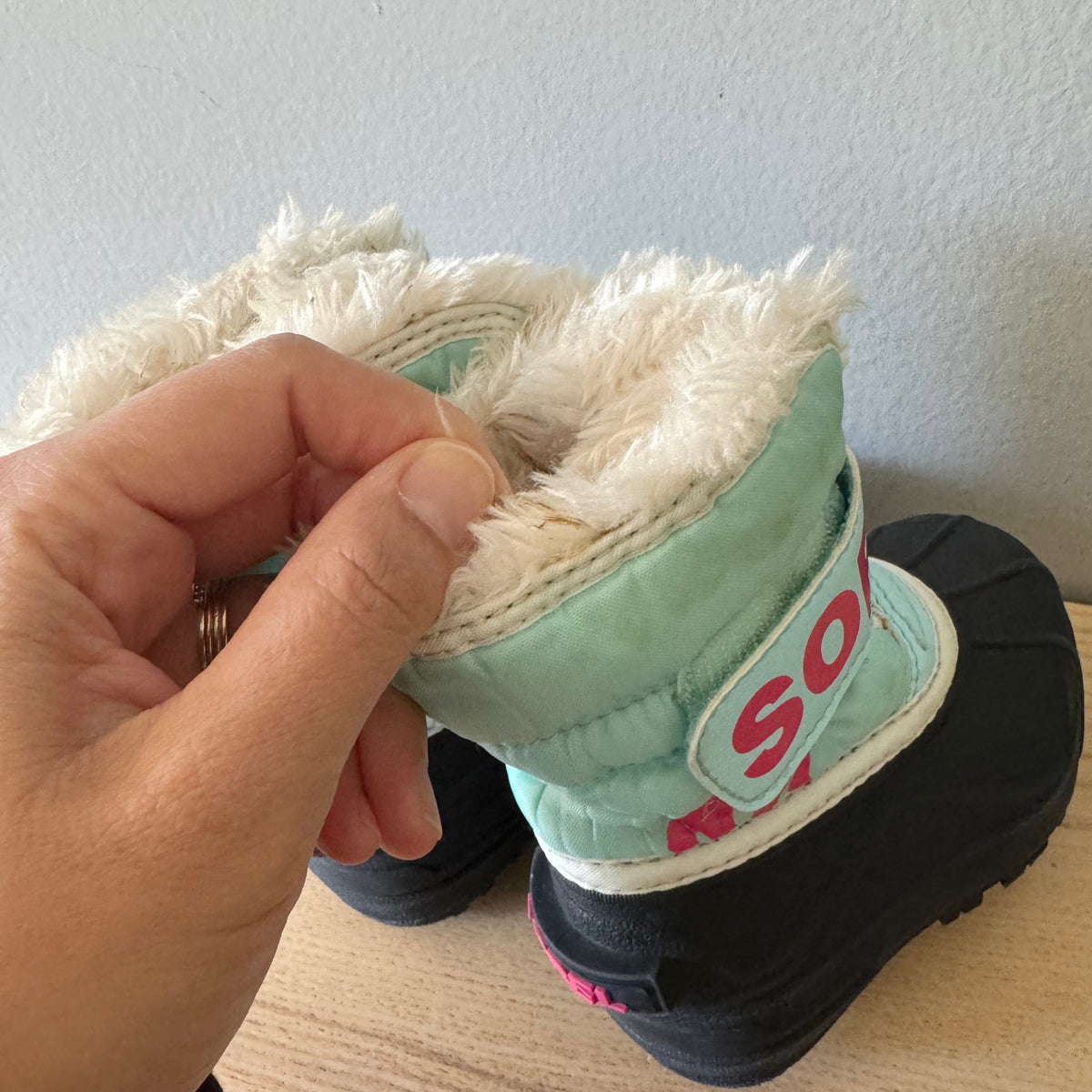 Sorel / Snow boots / US5