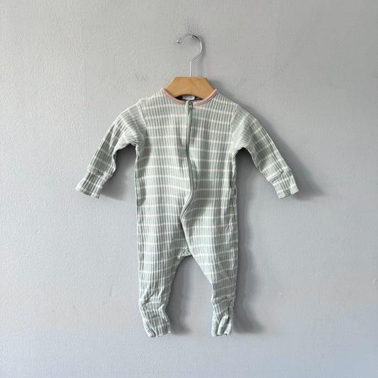 John Lewis / Light green romper / 3-6M