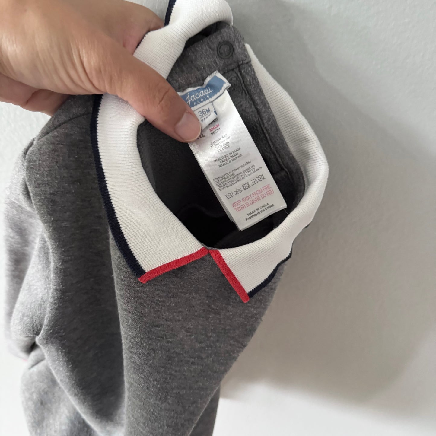 Jacadi / Dark grey sweatshirt / 36M