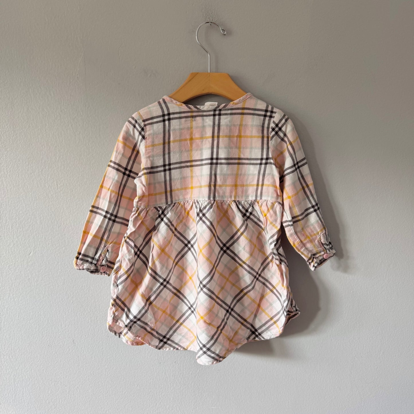 H&M / Light pink checked flannel dress / 18-24M