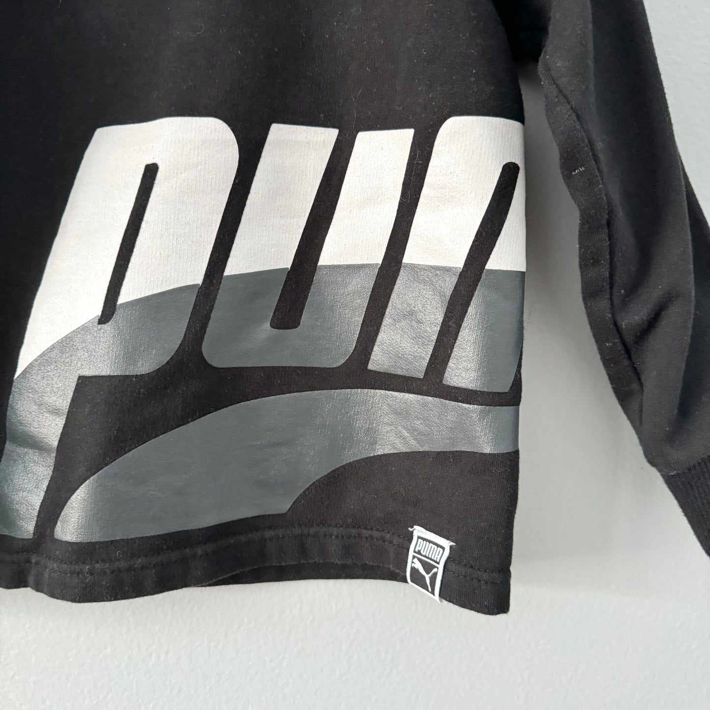 Puma / Black x white logo sweatshirt / 3T