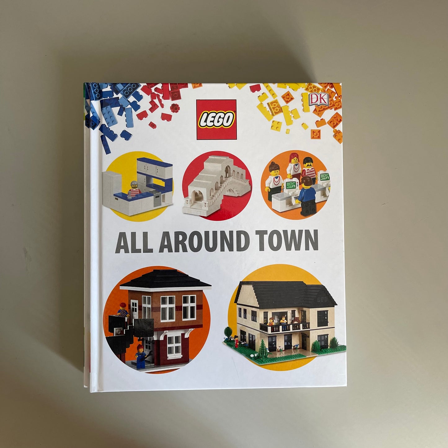LEGO - 6 Books