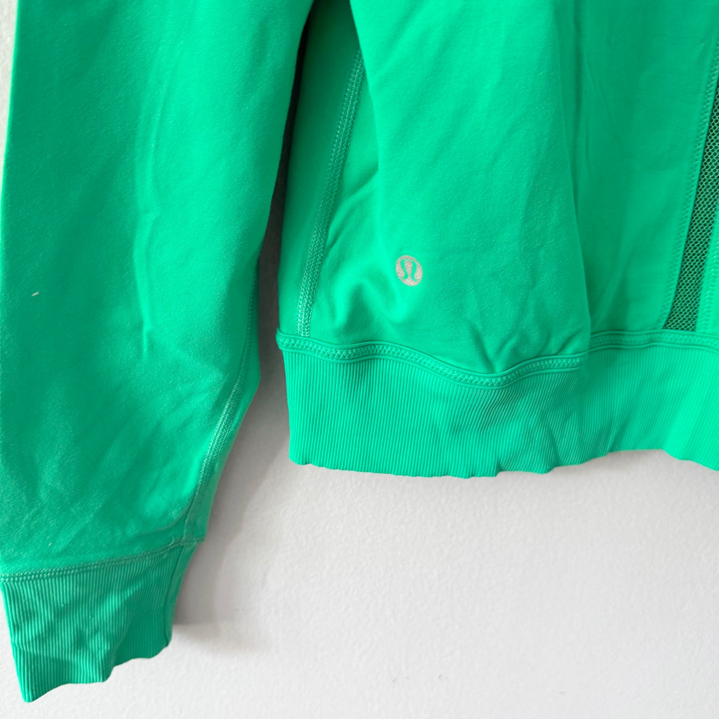 Lululemon / Green active zip up / Women M