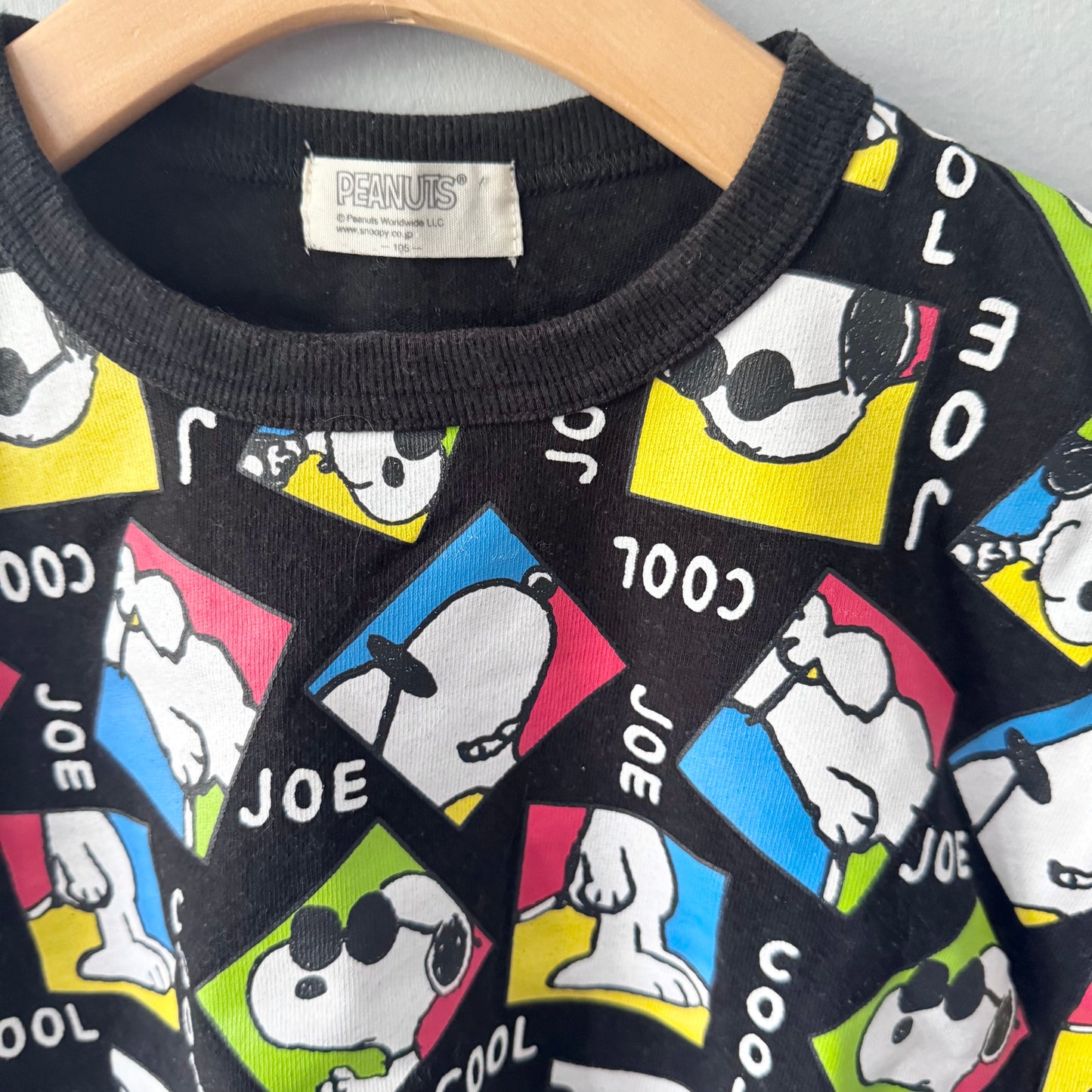 Peanuts / Snoopy oversize black t-shirt / 105cm(3Y)