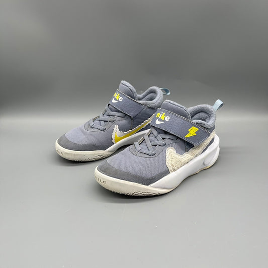 Nike / Nike Team Hustle D10 'Dream' / Runner / US12