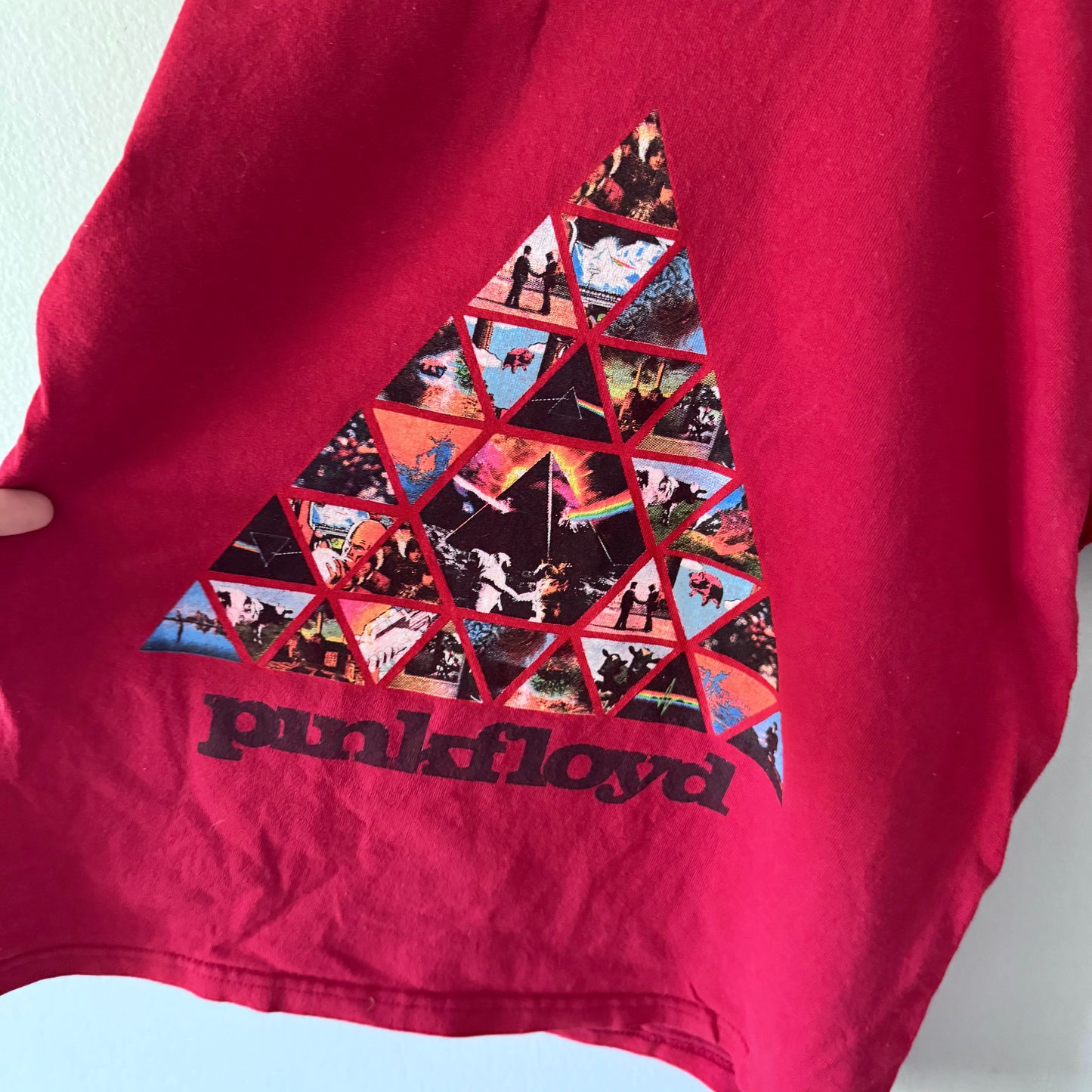 Pink Floyd / Red T-shirt / 7-8Y