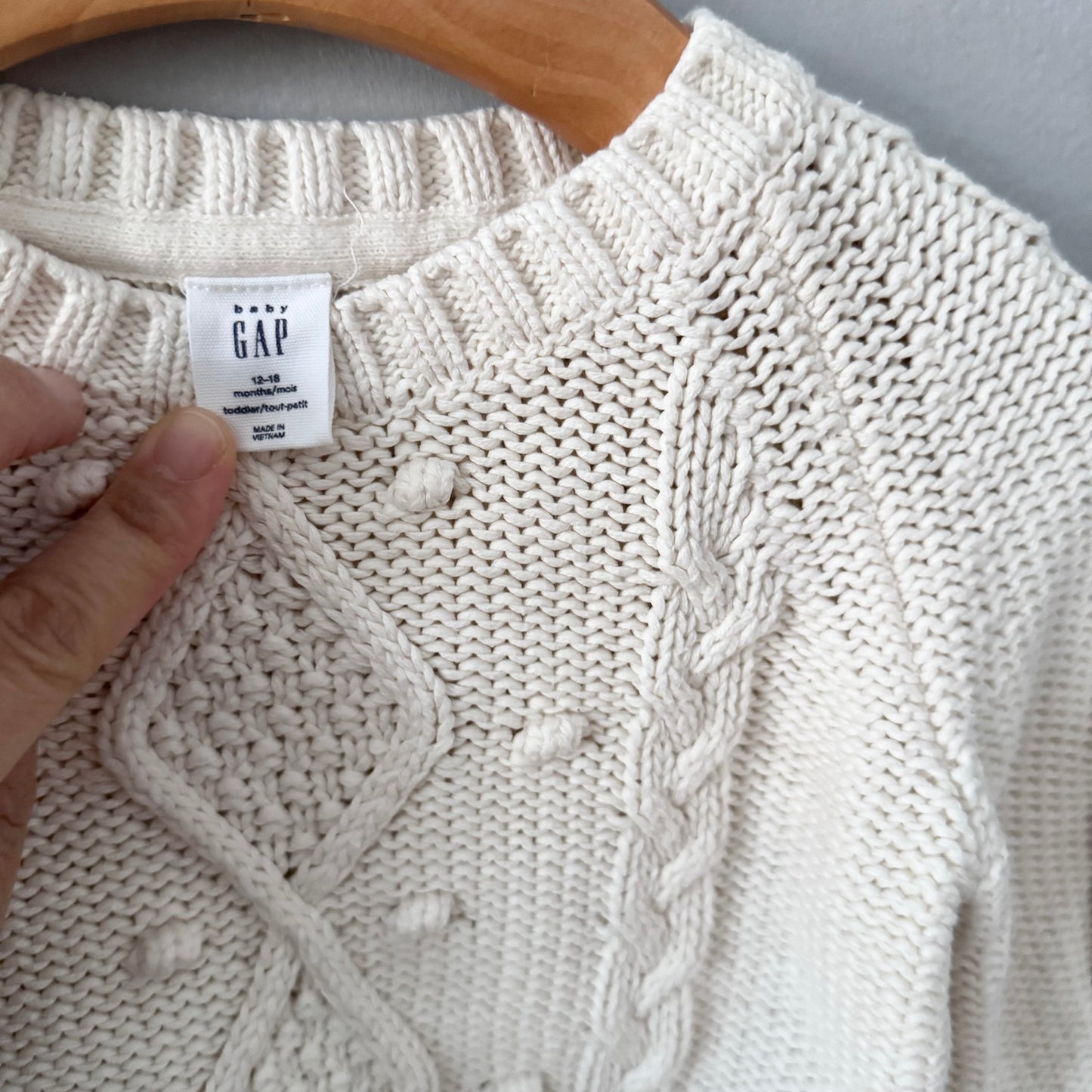 Gap / White cable knit / 12-18M