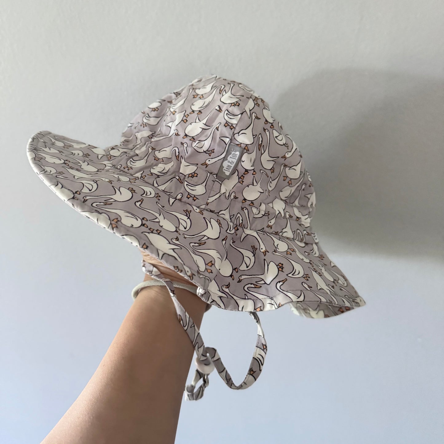 Jan & Jul / Sun hat / M(6-24M)