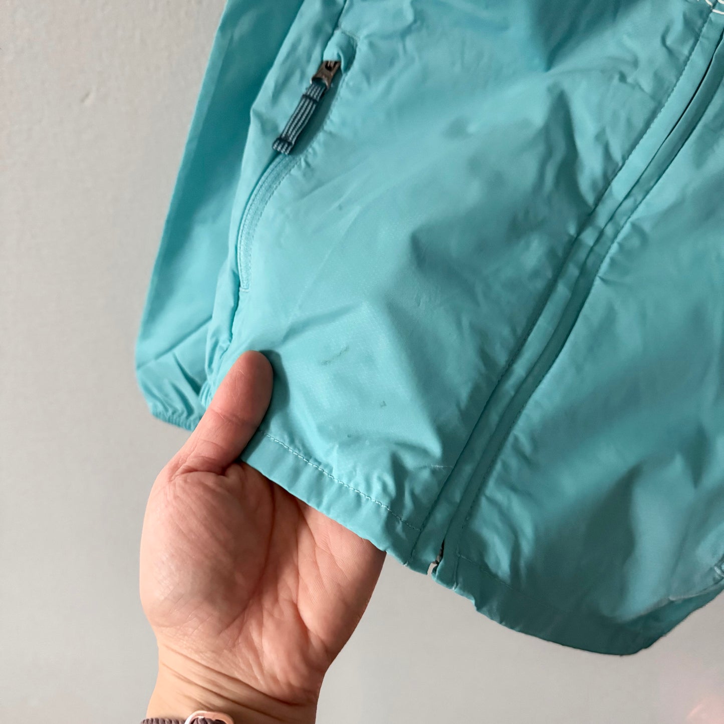 The North Face / Windbreaker - Light blue / 6Y