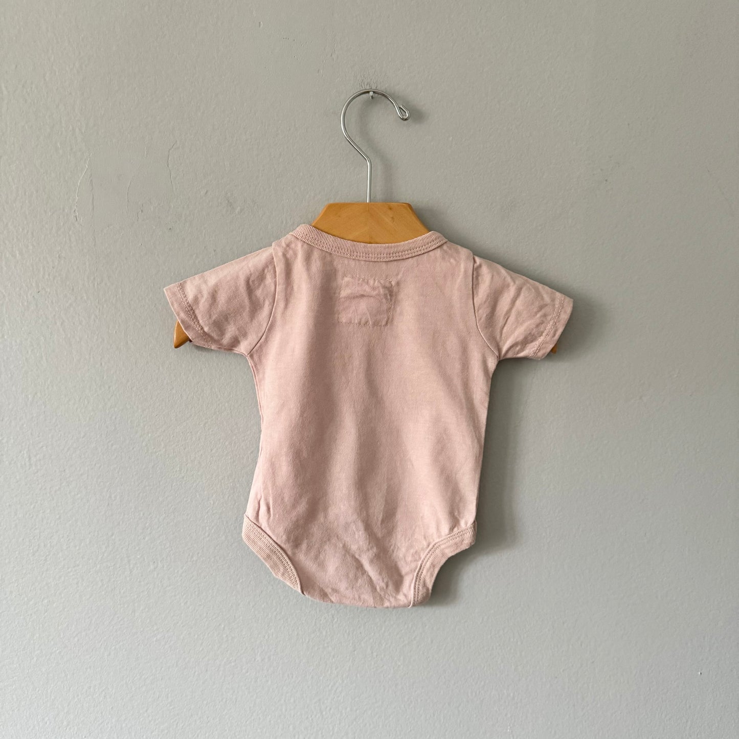 Mini mioche / Light pink short sleeve onesie / 0-3M