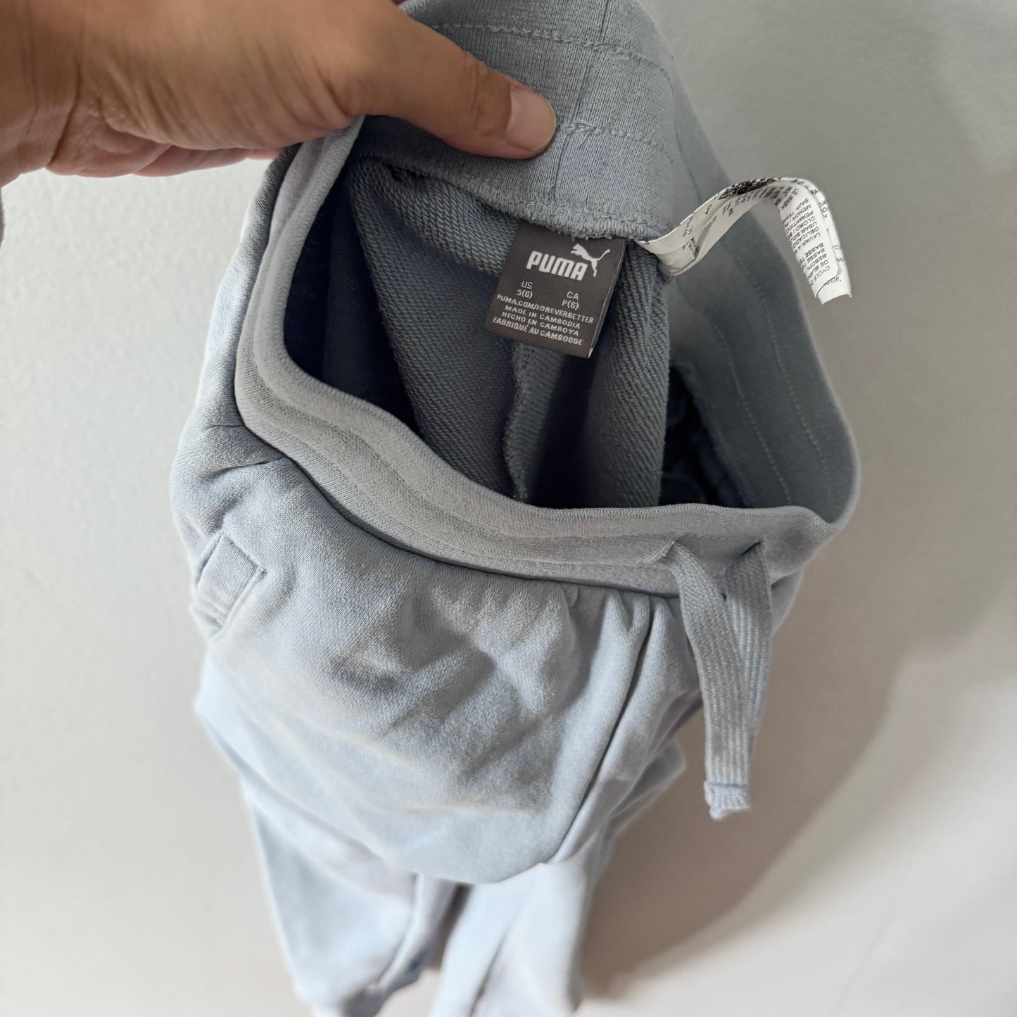 Puma / Smokey blue sweatpants / 6Y