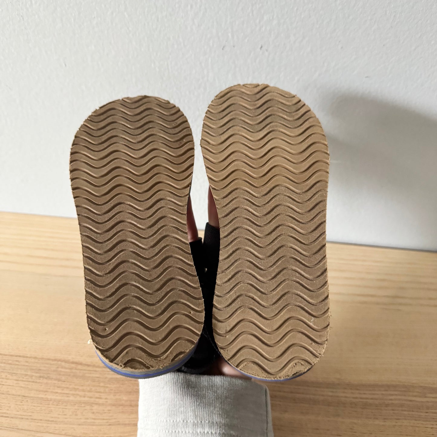 Toms / Sandales / US 13
