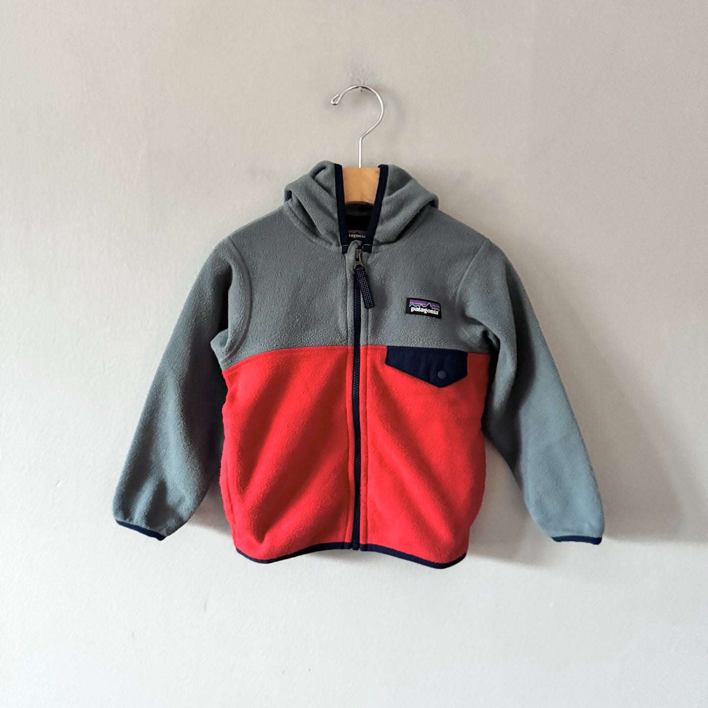 Patagonia / Baby Micro D® Snap-T® Fleece Jacket / 2T