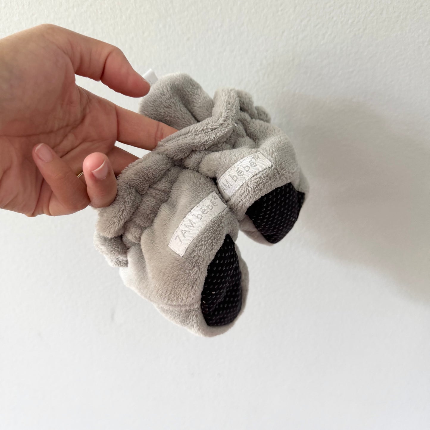 7am / Light grey bootie / 3-6M