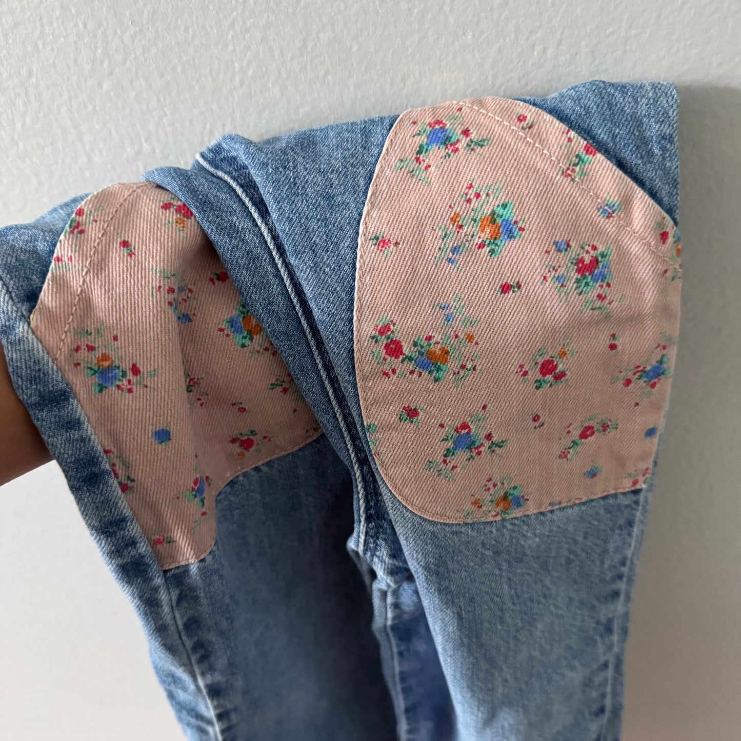 Zara / Denim overalls with floral pocket / 5-6Y
