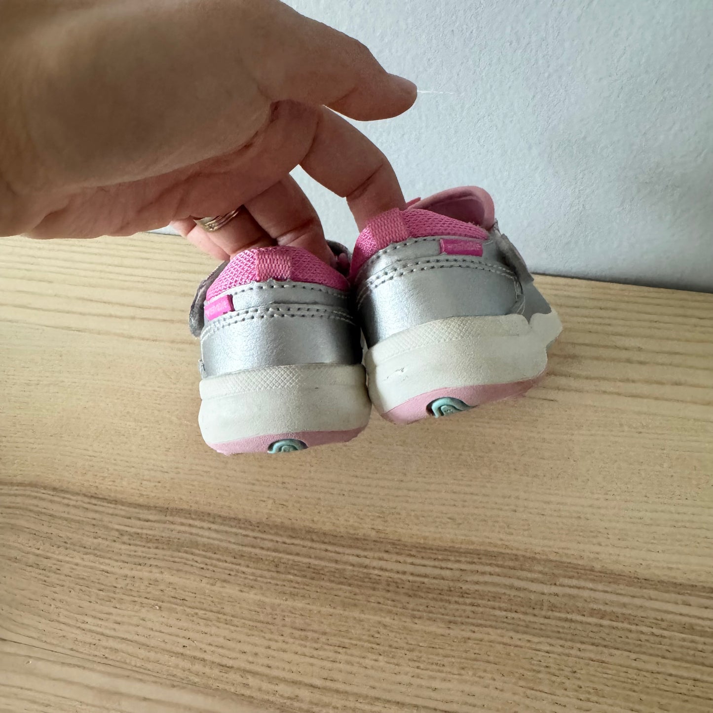 Stride Rite / Sandales roses / US 5.5
