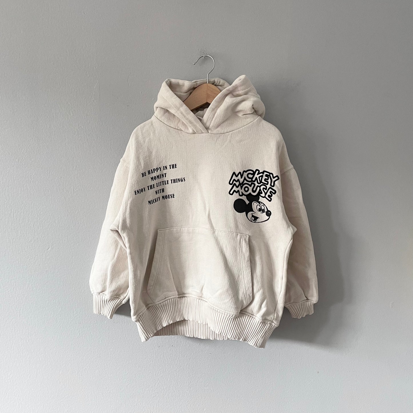 Zara / White Mickey mouse hoodie / 8Y