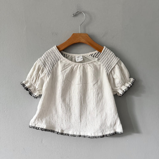 Zara / White x black stitch top / 6-7Y