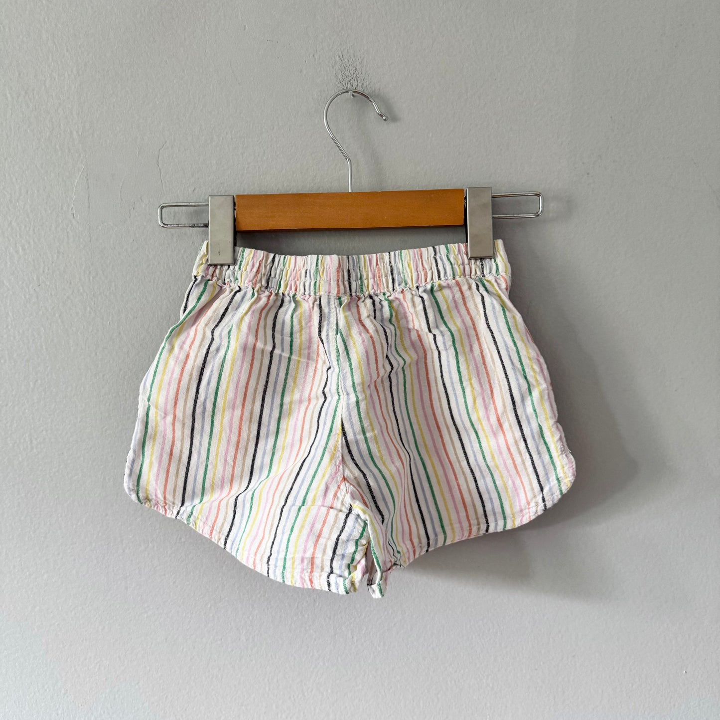 Gap / White x colourful stripe shorts / 5Y