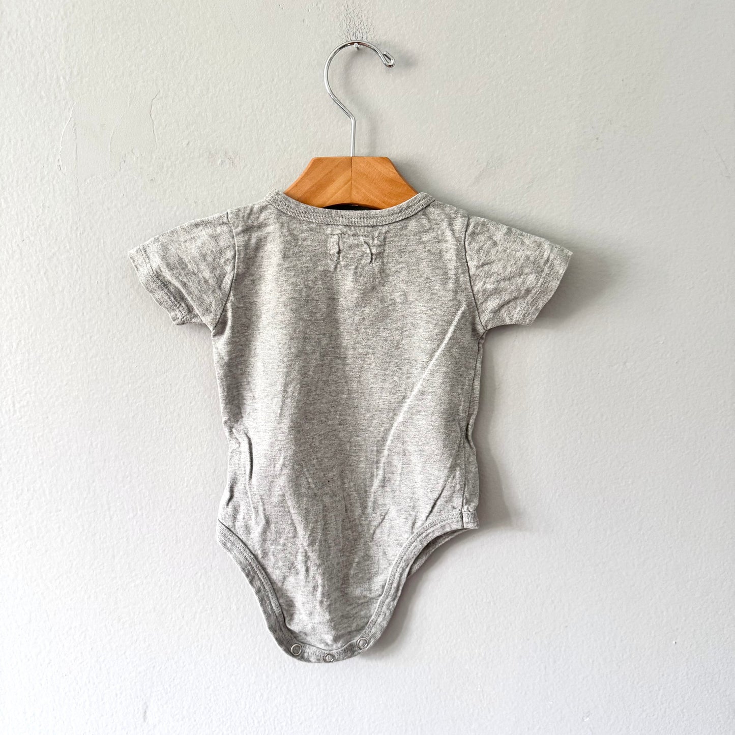 Mini mioche / Light grey onesie / 3-6M