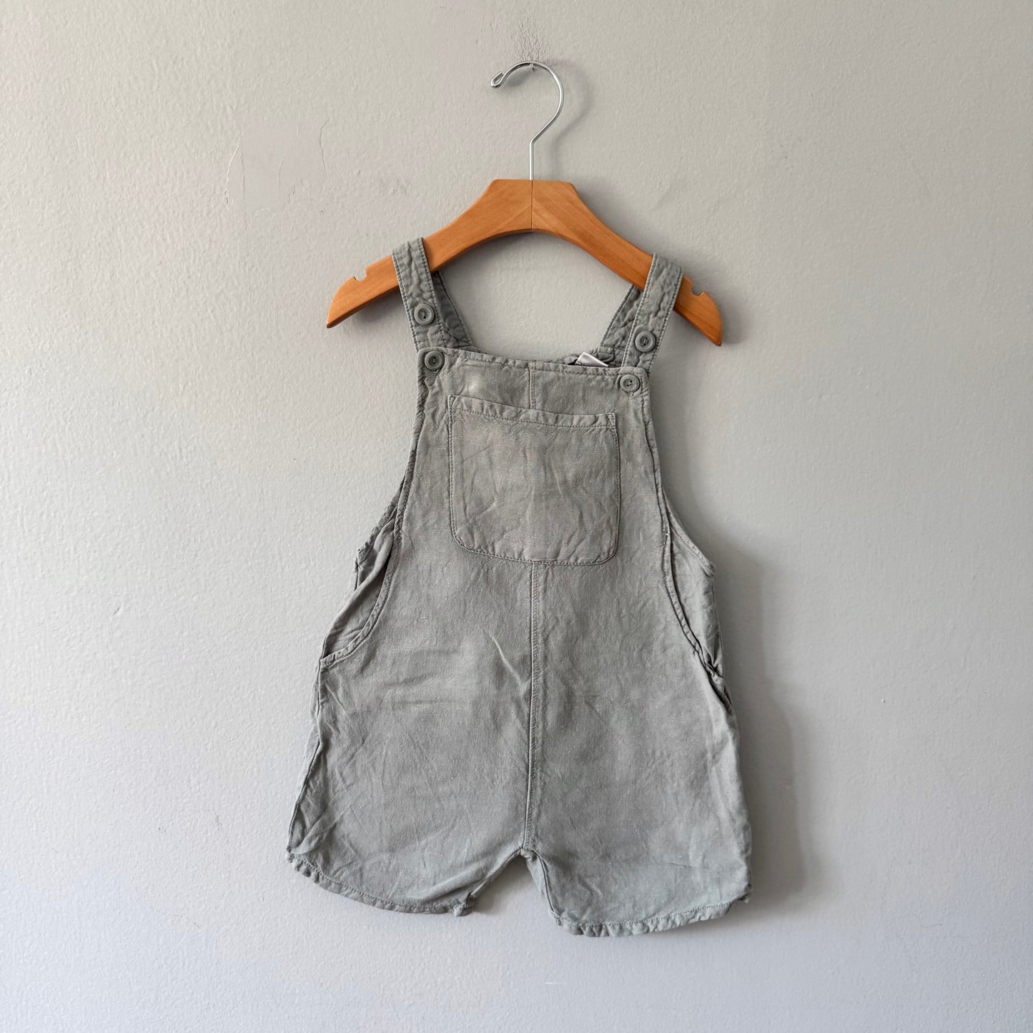 Zara / Khaki overall shorts / 2-3Y