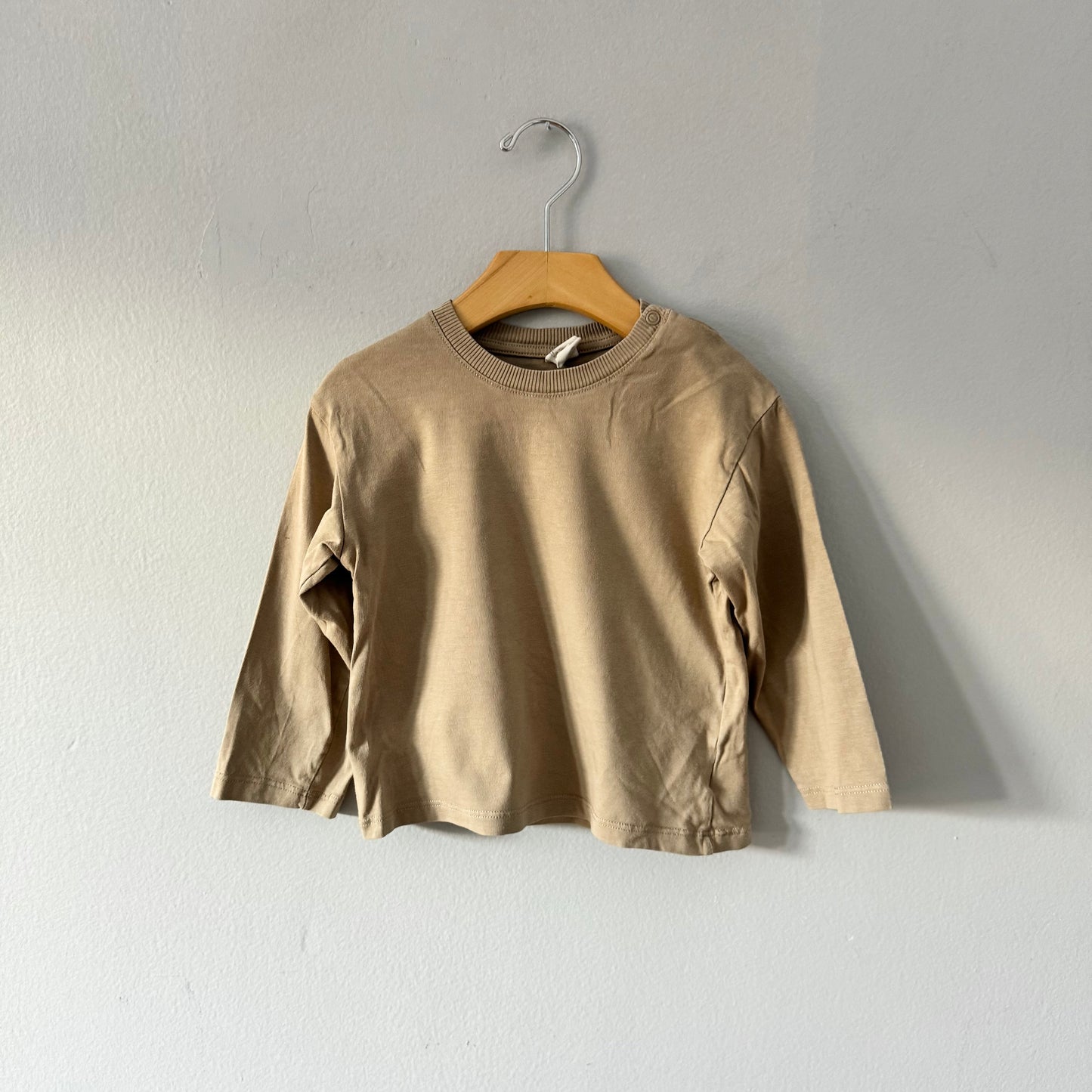 H&M / Chemise à manches longues marron clair / 18-24M