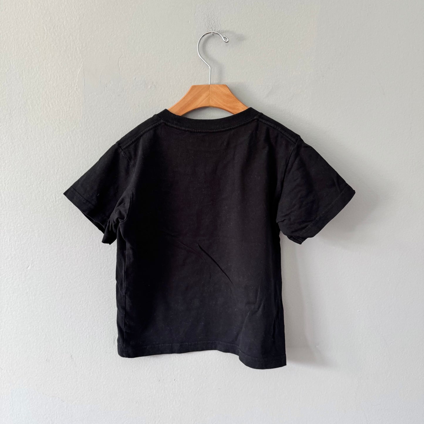 Uniqlo x Disney / Mickey black T-shirt / 3-4Y