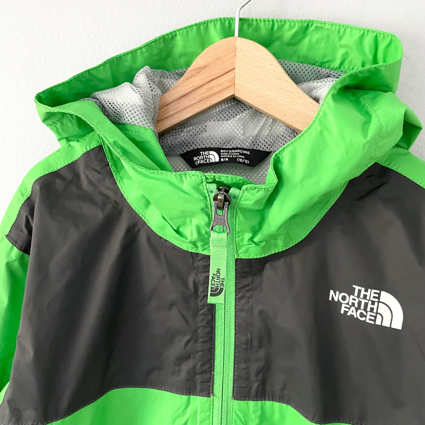 The North Face / Green Windbreaker / 10-12Y