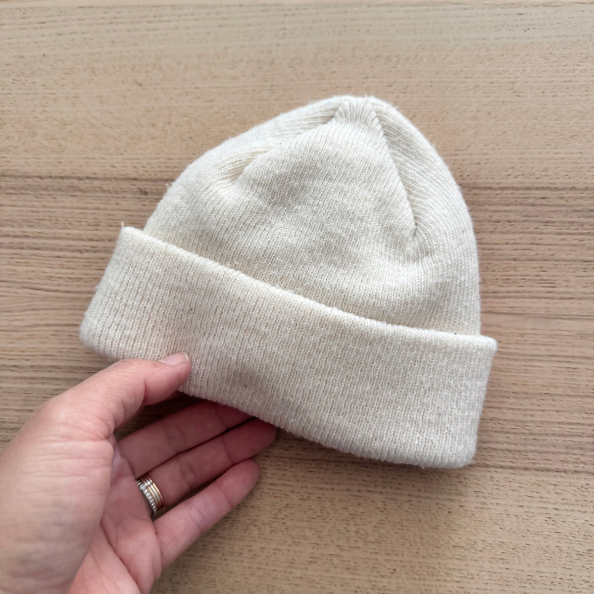 Roots / White beanie / 12-24M