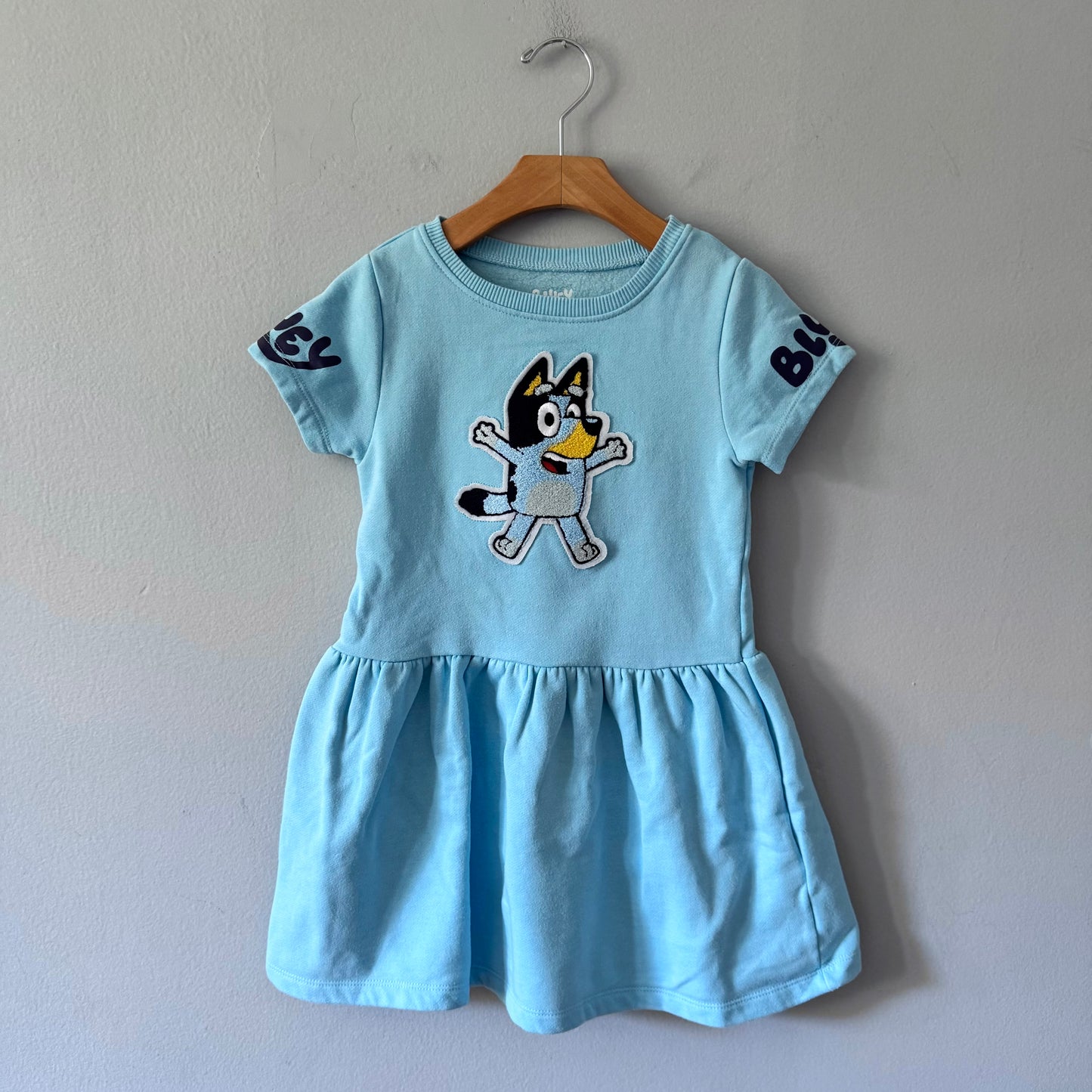 Bluey / Light blue crew dress / 6Y