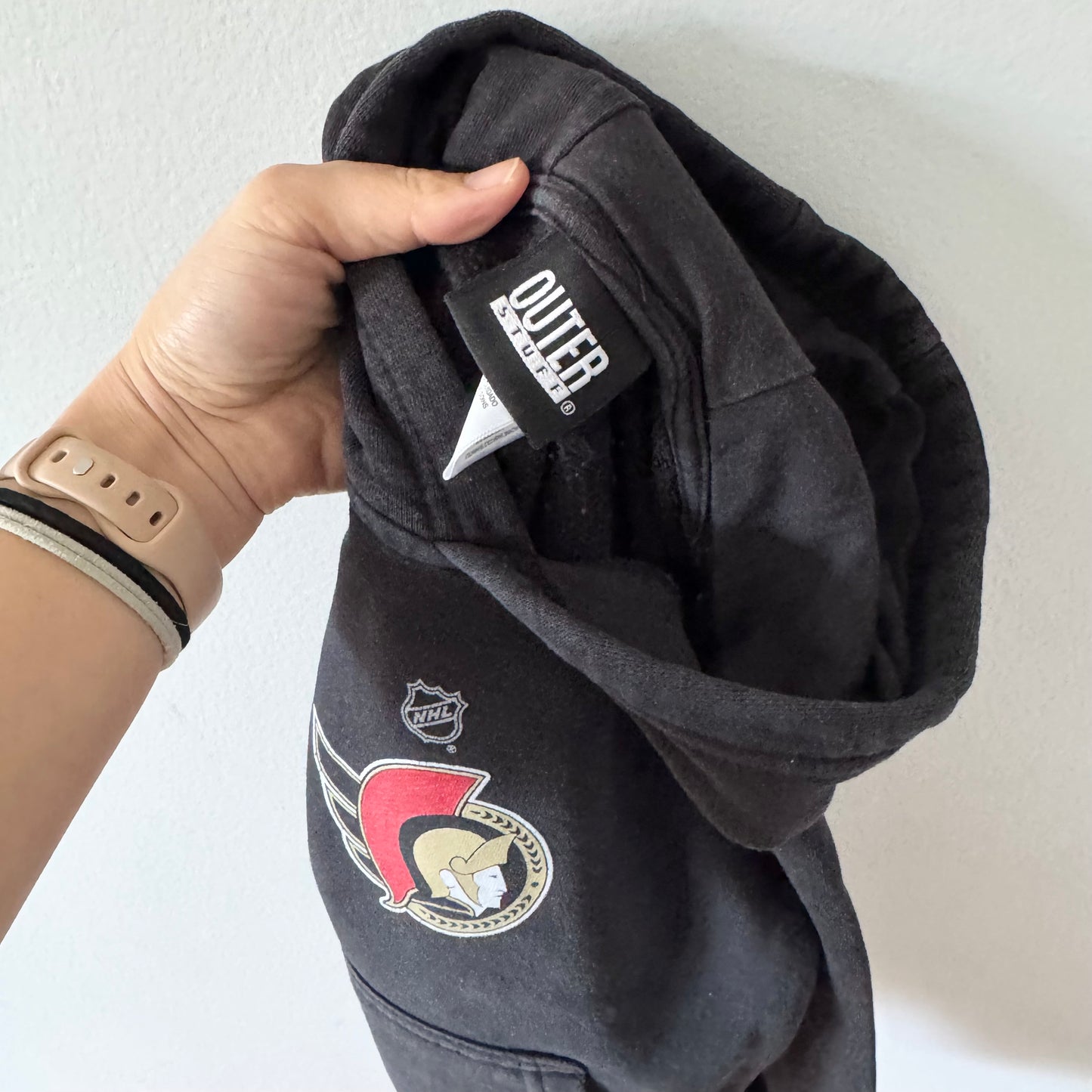 NHL / Black hoodie / 4T