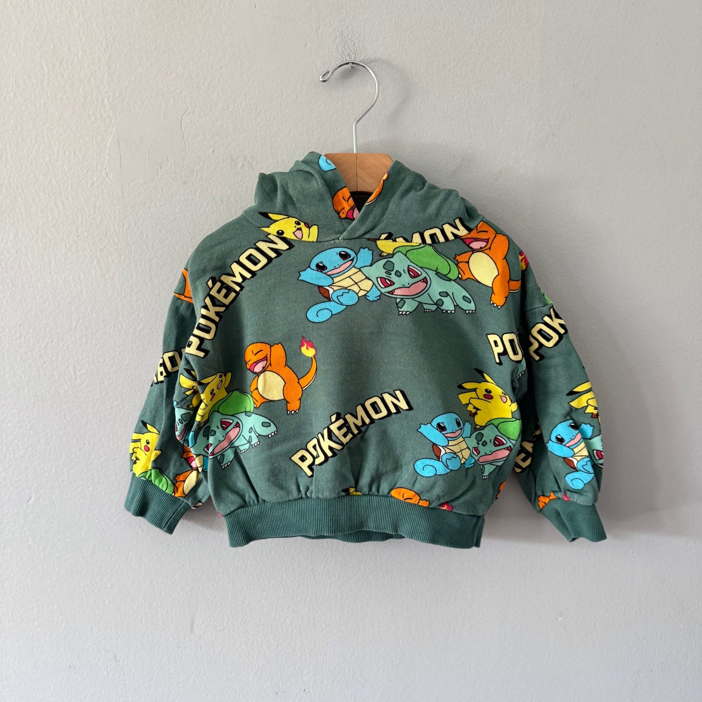 H&M / Pokemon hoodie / 18-24M