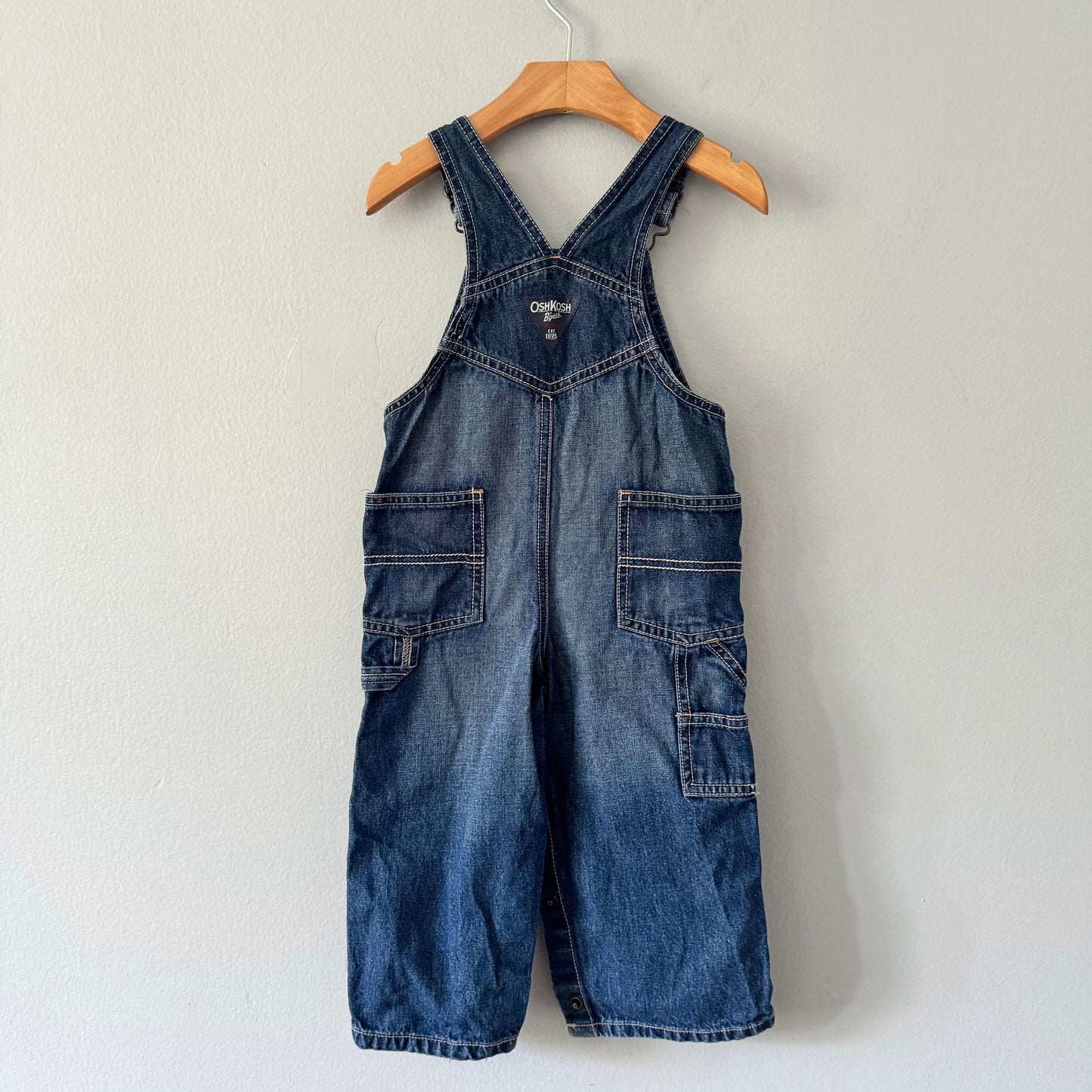 Oshkosh / Overalls / 24M